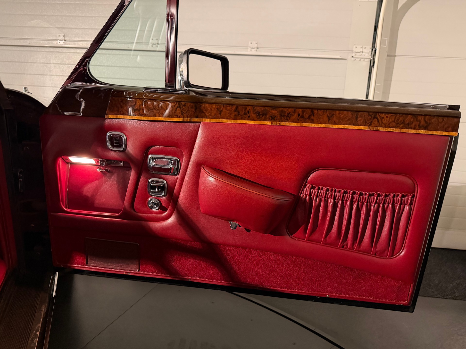 ROLLS-ROYCE CORNICHE-image-22