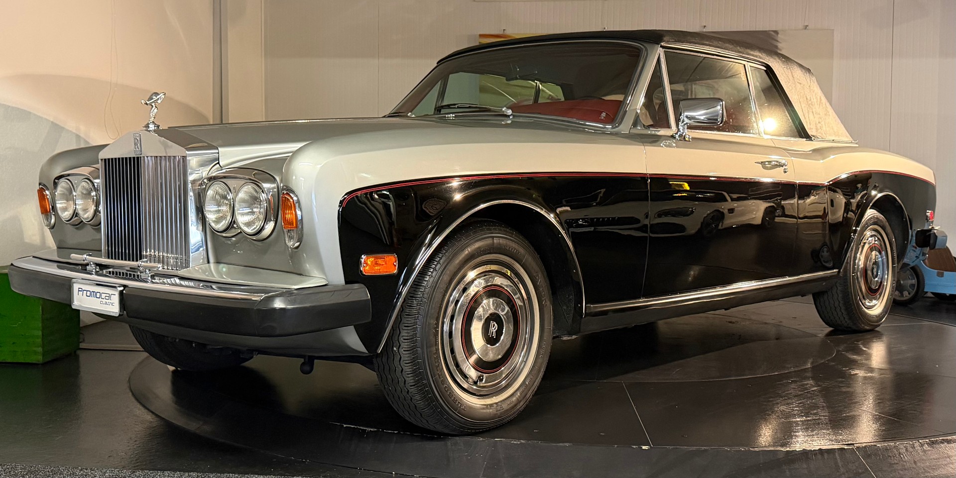 ROLLS-ROYCE CORNICHE