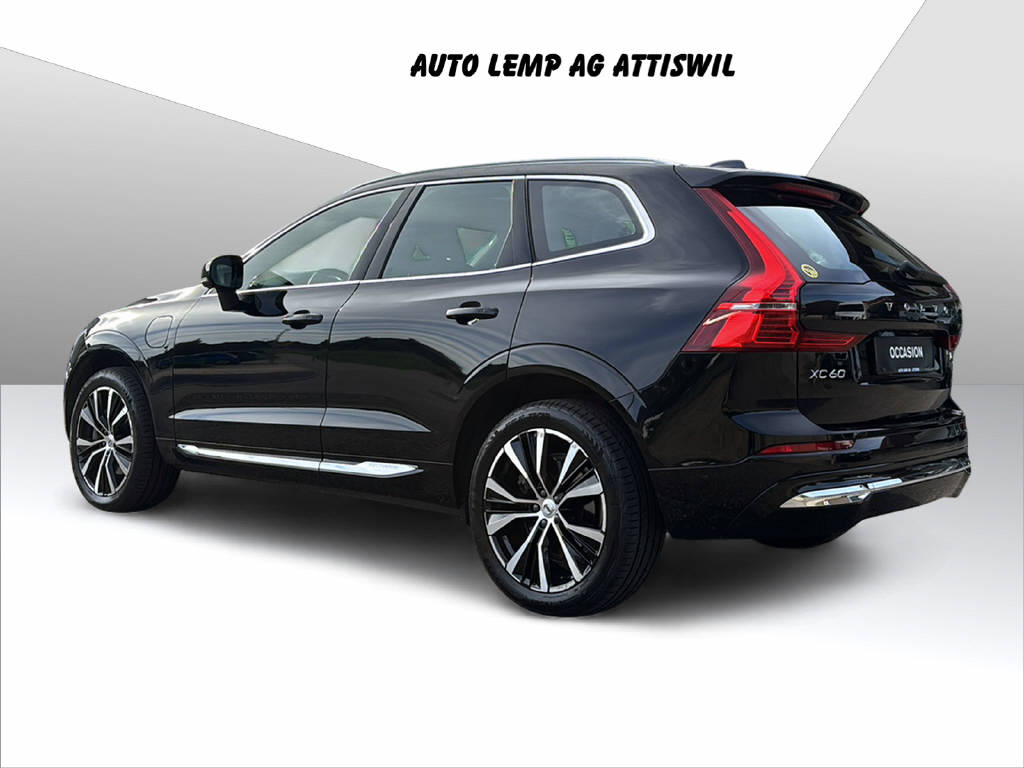 VOLVO XC60 2.0 T8 TE Ultimate Bright-showroom-element-3