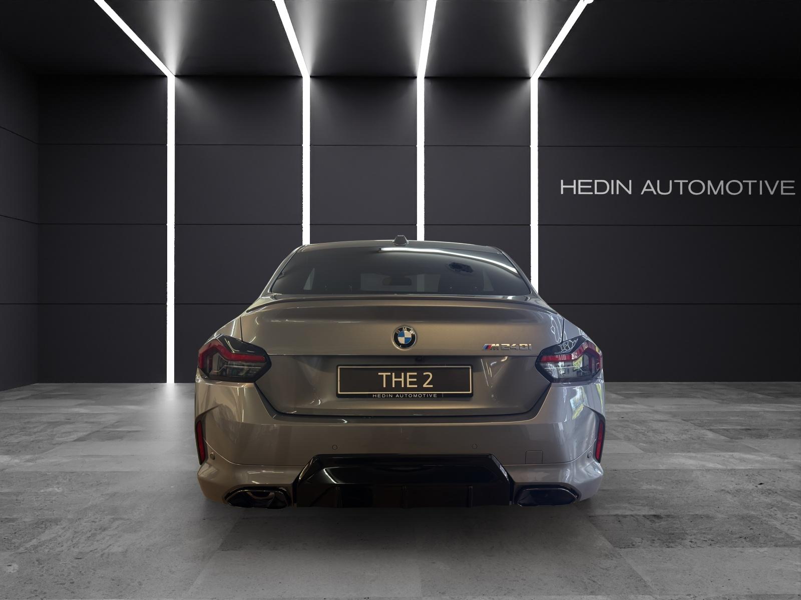 BMW M240i Coupé xDrive-showroom-element-3