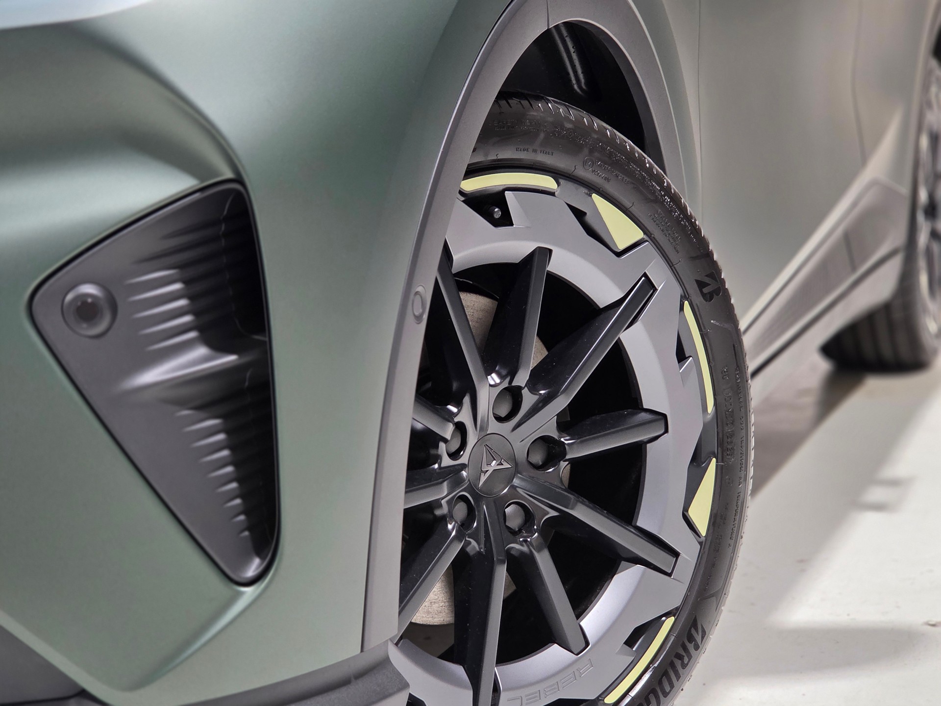 CUPRA Raval 52 kWh VZ Extreme-image-22