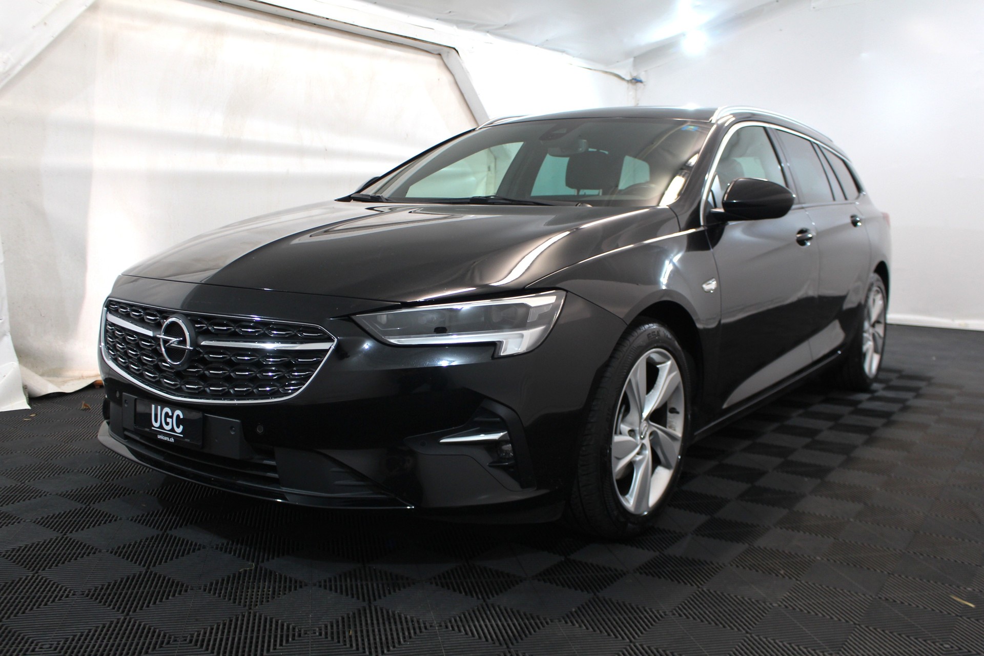 OPEL Insignia Sports Tourer 2.0 T Elegance-showroom-element-2