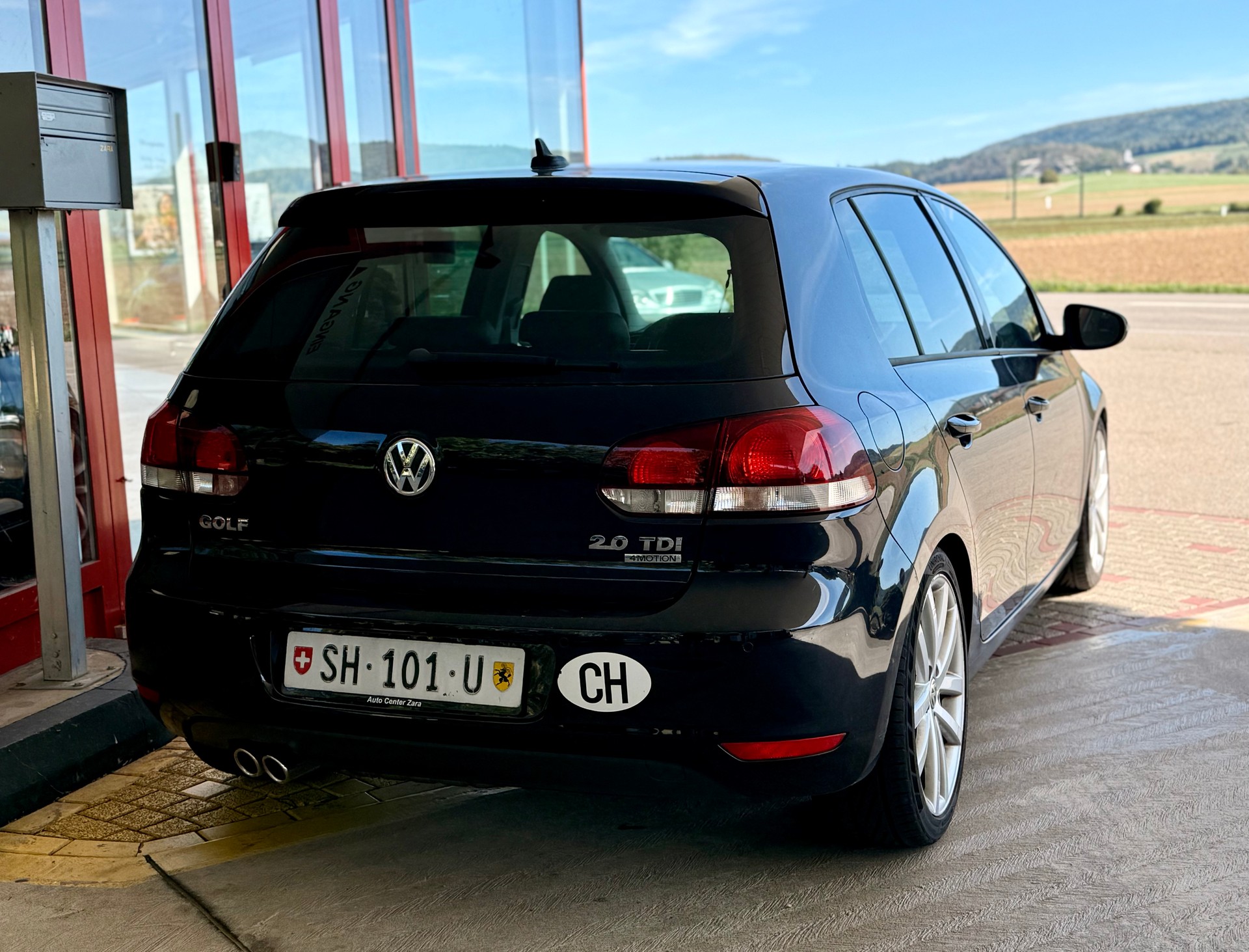 VW Golf 2.0 TDI Sport Edition 4Motion-showroom-element-3