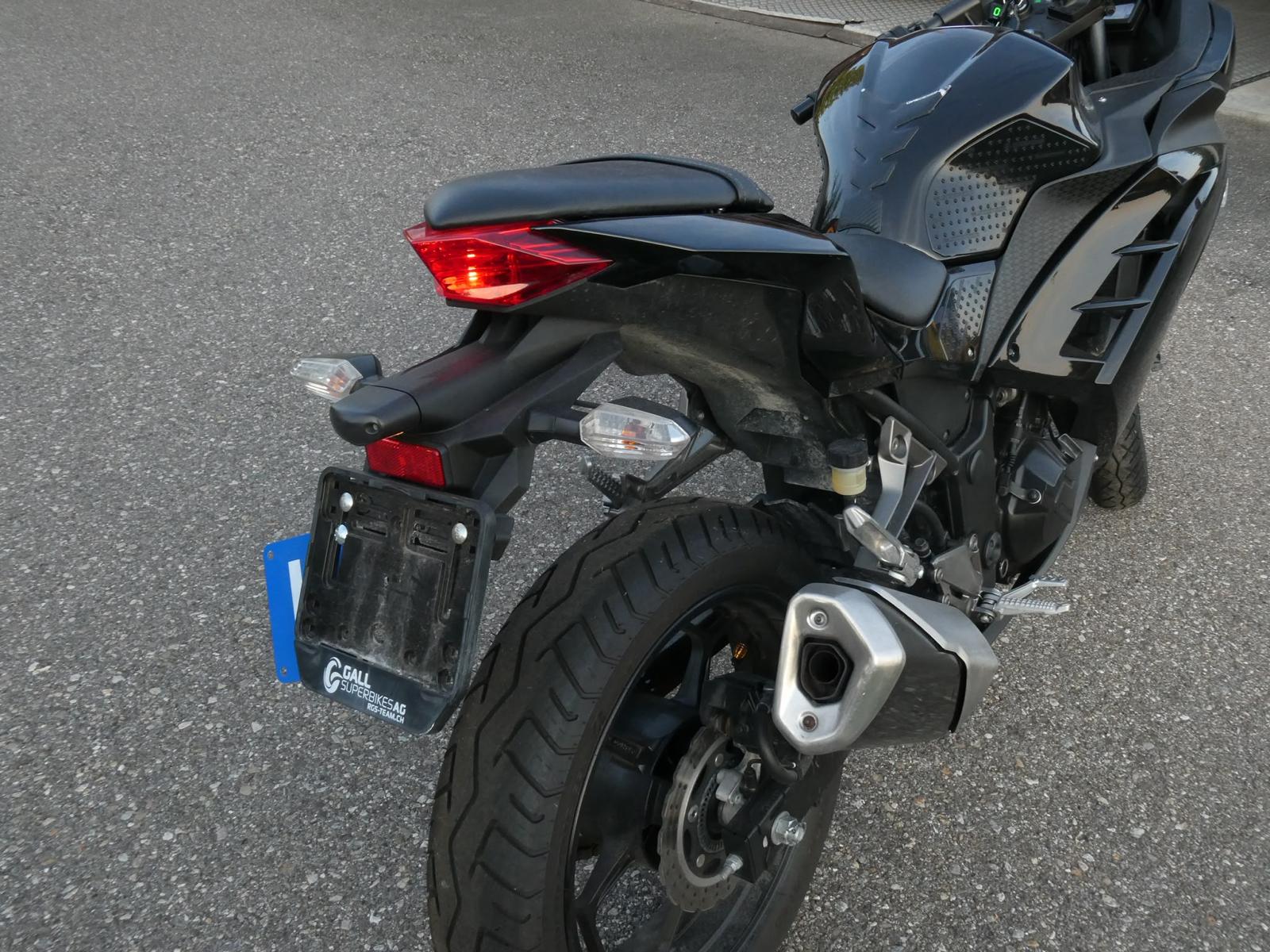 KAWASAKI Ninja 300 ABS-image-5