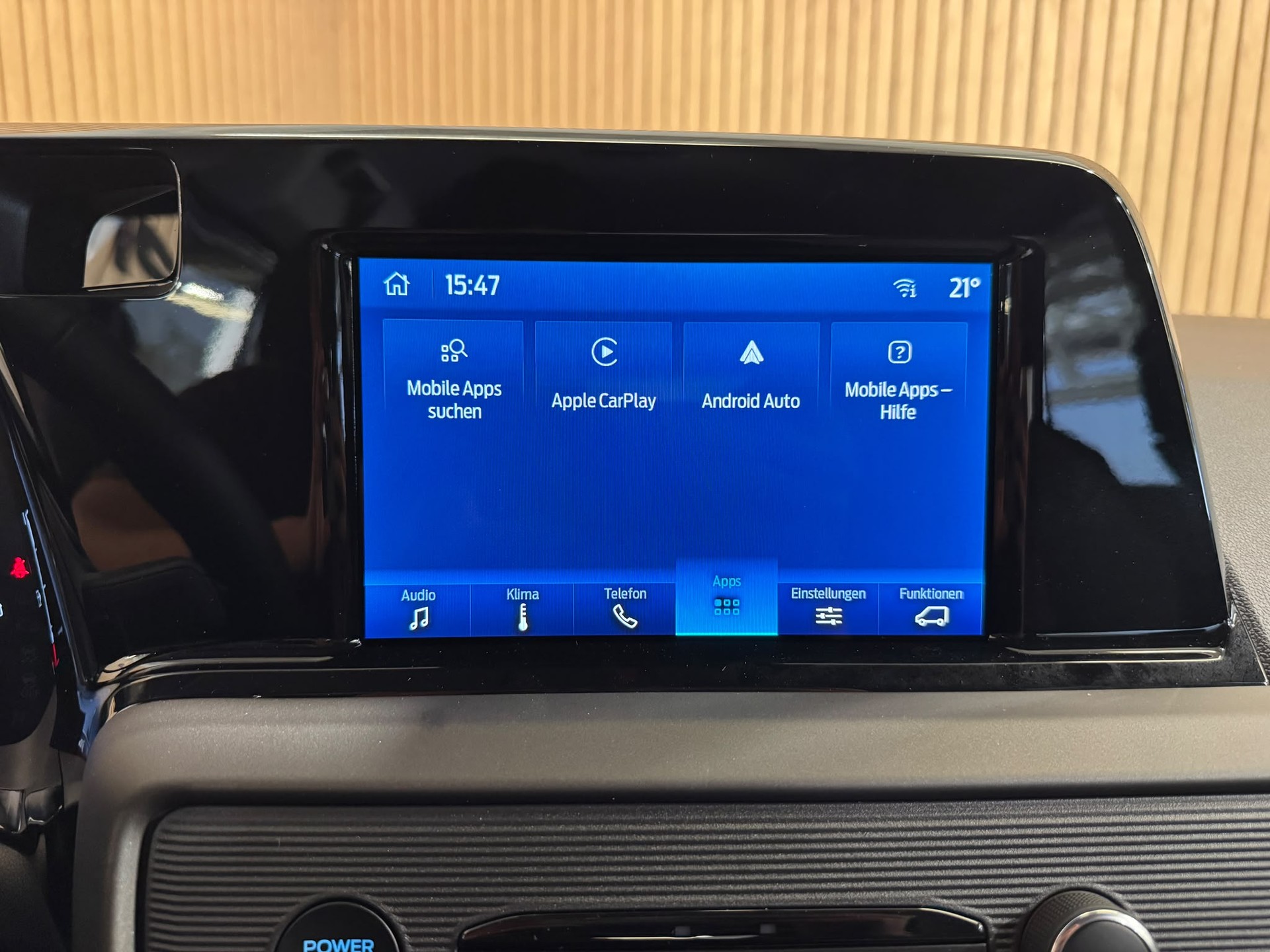 FORD Tourneo Courier 1.0 EcoBoost Titanium Automat-image-13