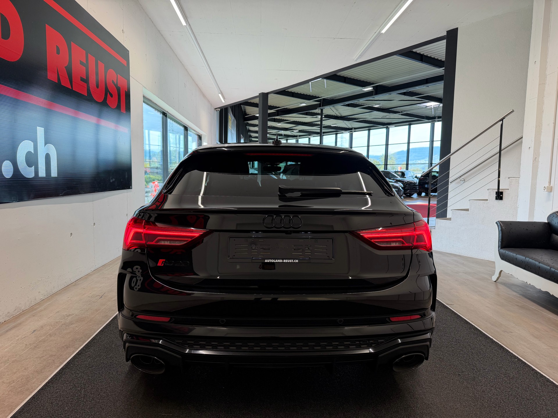 AUDI RS Q3 Sportback quattro S tronic-image-7