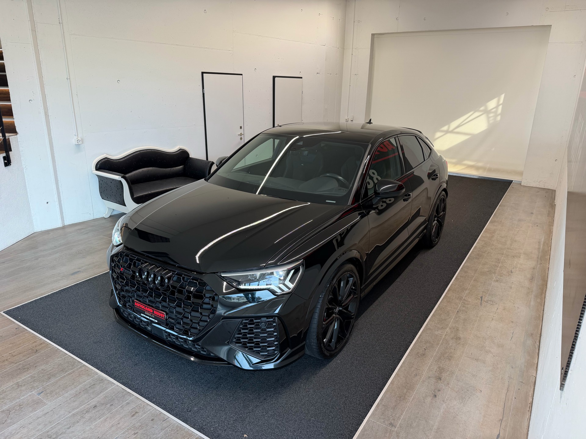 AUDI RS Q3 Sportback quattro S tronic-image-3