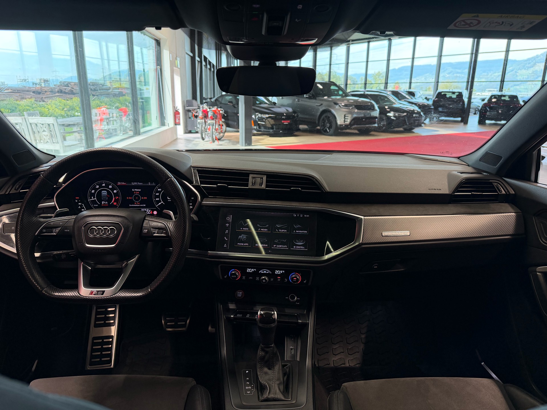 AUDI RS Q3 Sportback quattro S tronic-image-27
