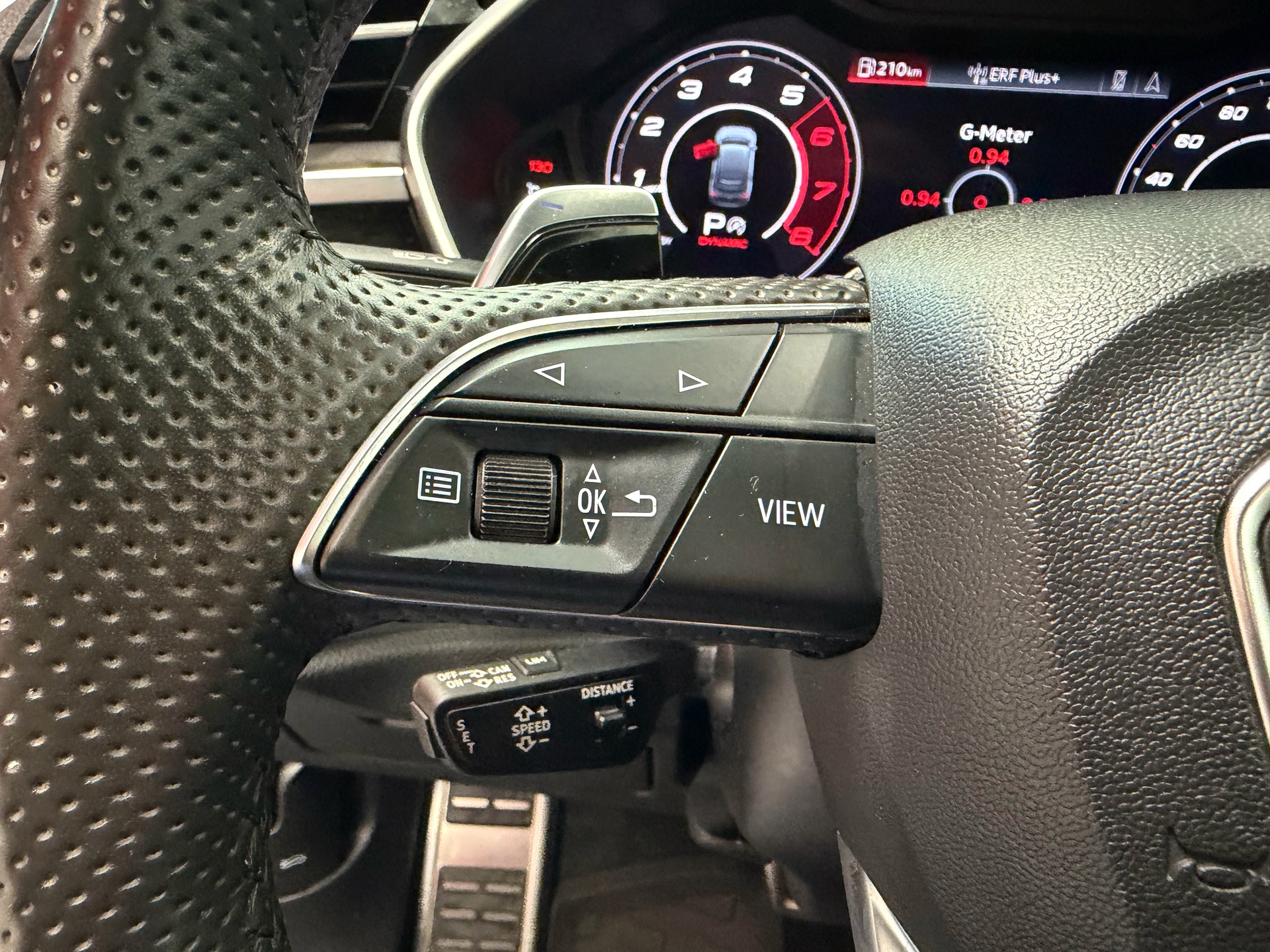 AUDI RS Q3 Sportback quattro S tronic-image-17