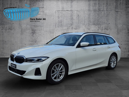 BMW 320d xDrive 48V Touring-showroom-element-1