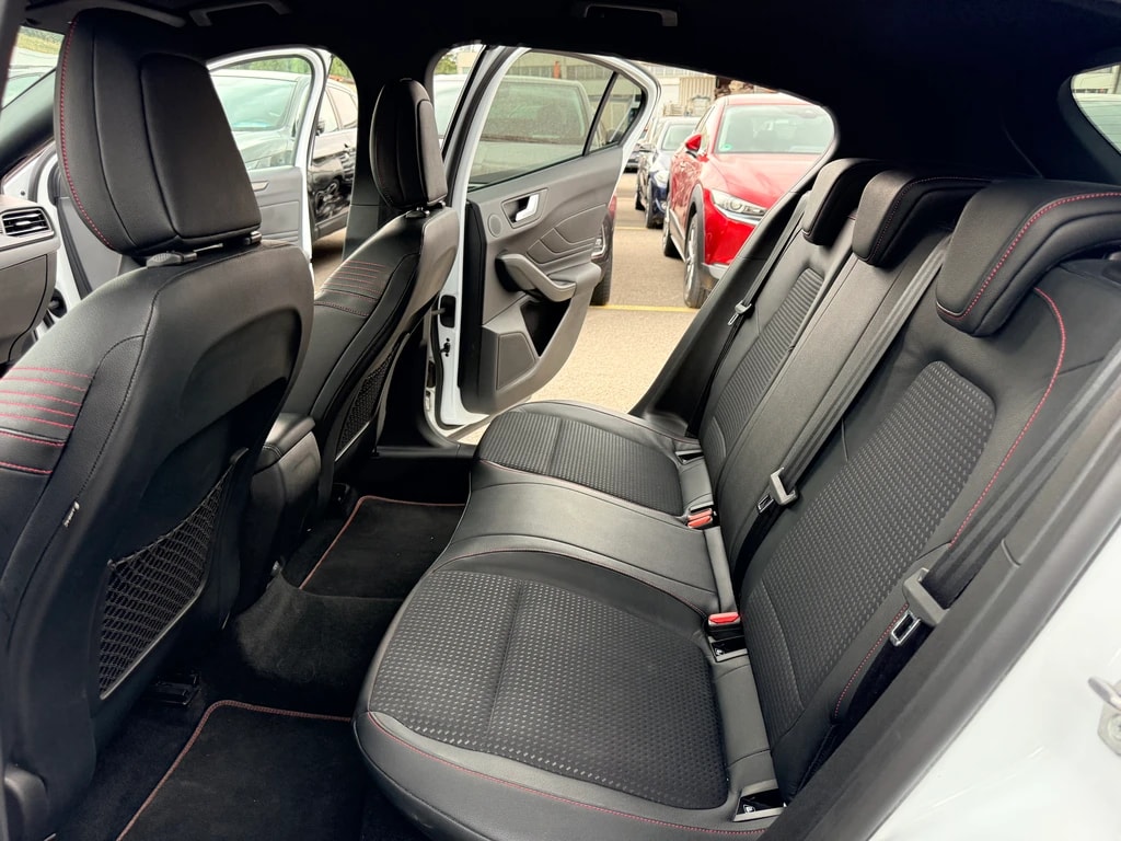 FORD Focus 1.0 SCTi Business-image-10