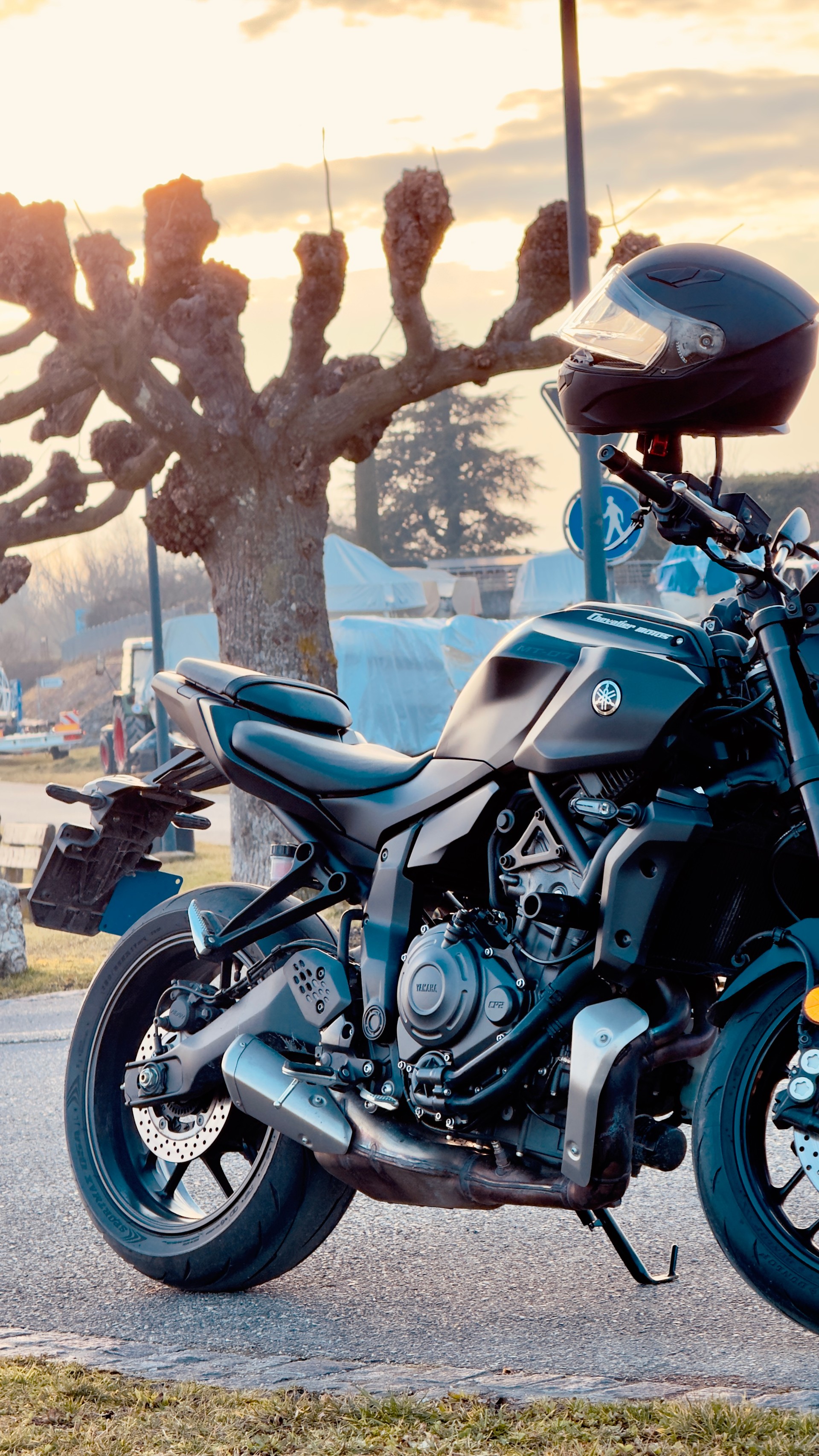 YAMAHA MT-07-image-1