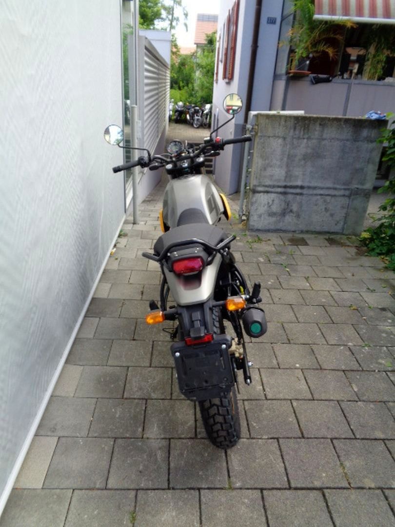 ROYAL ENFIELD SCRAM 411-image-4