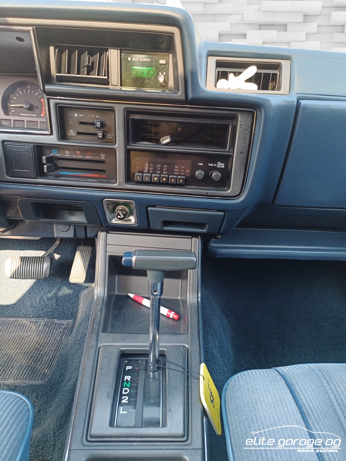 TOYOTA Crown 2800i DL-image-14