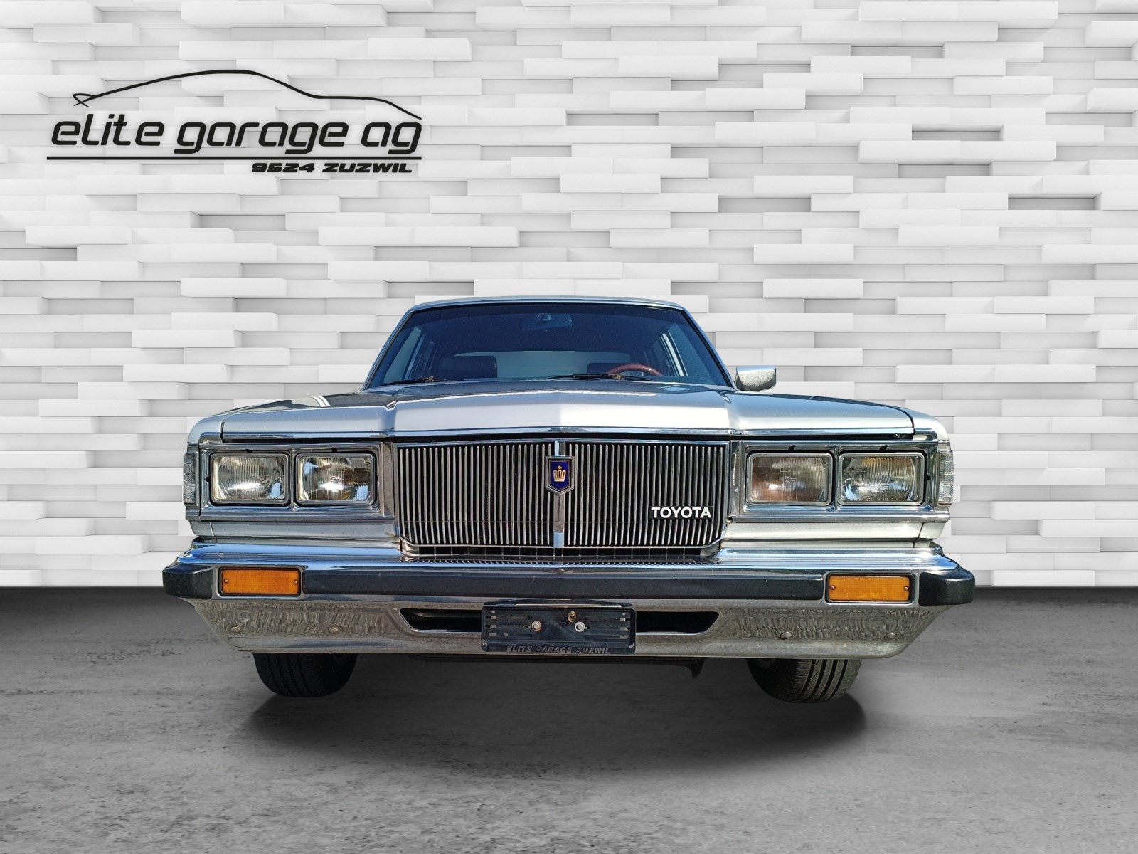 TOYOTA Crown 2800i DL-image-1
