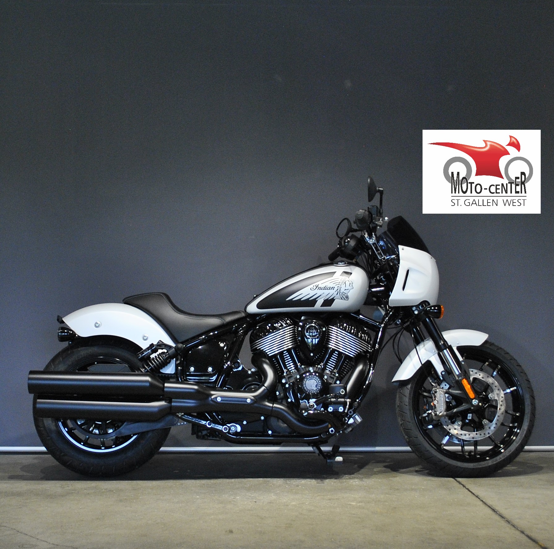 INDIAN Sport Chief-image-1