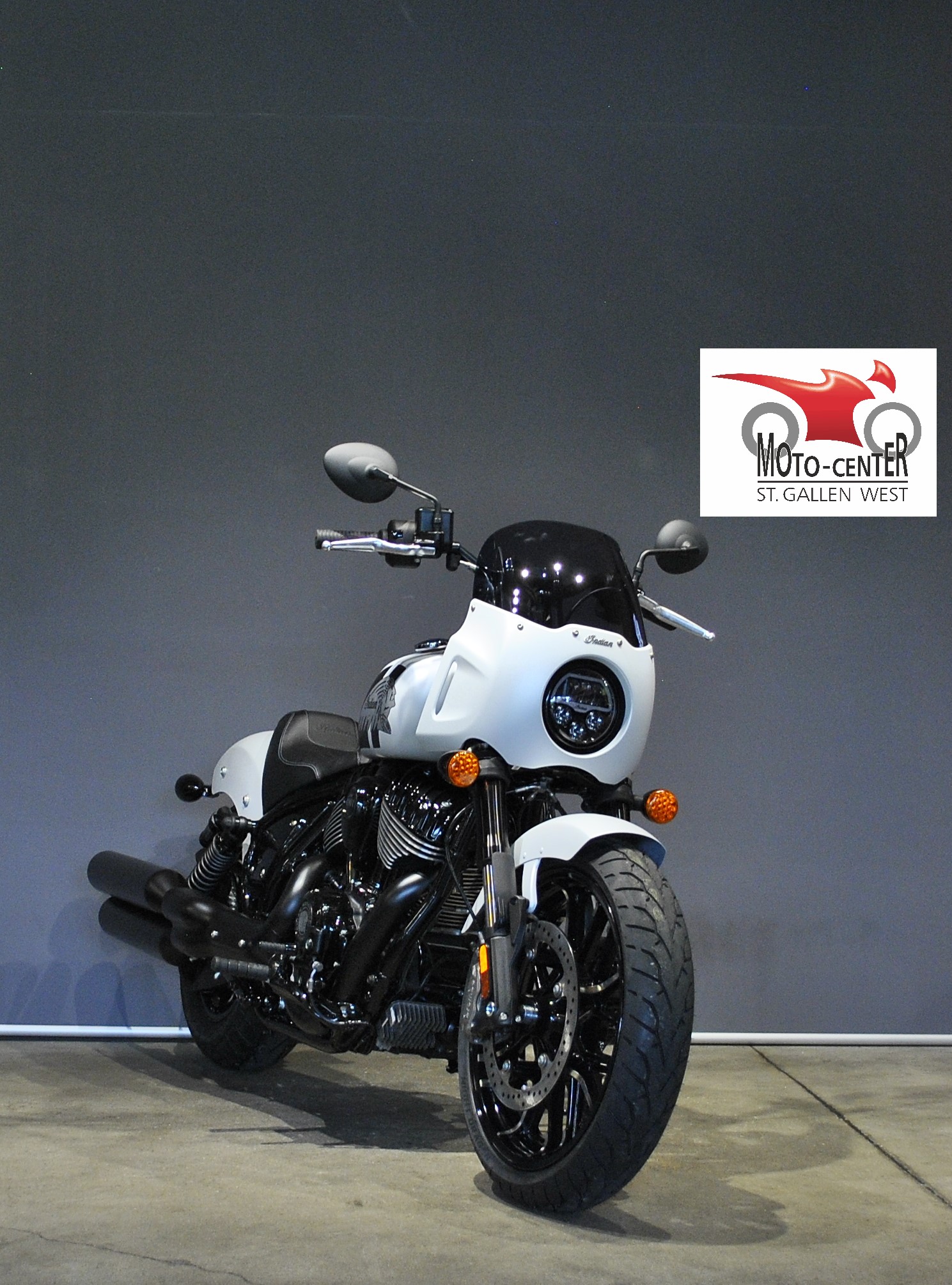 INDIAN Sport Chief-image-0