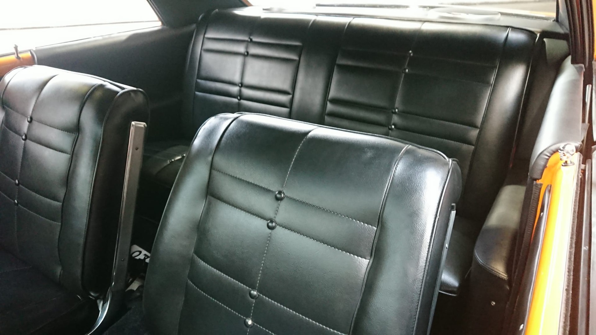 OLDSMOBILE CUTLASS F-85-image-9