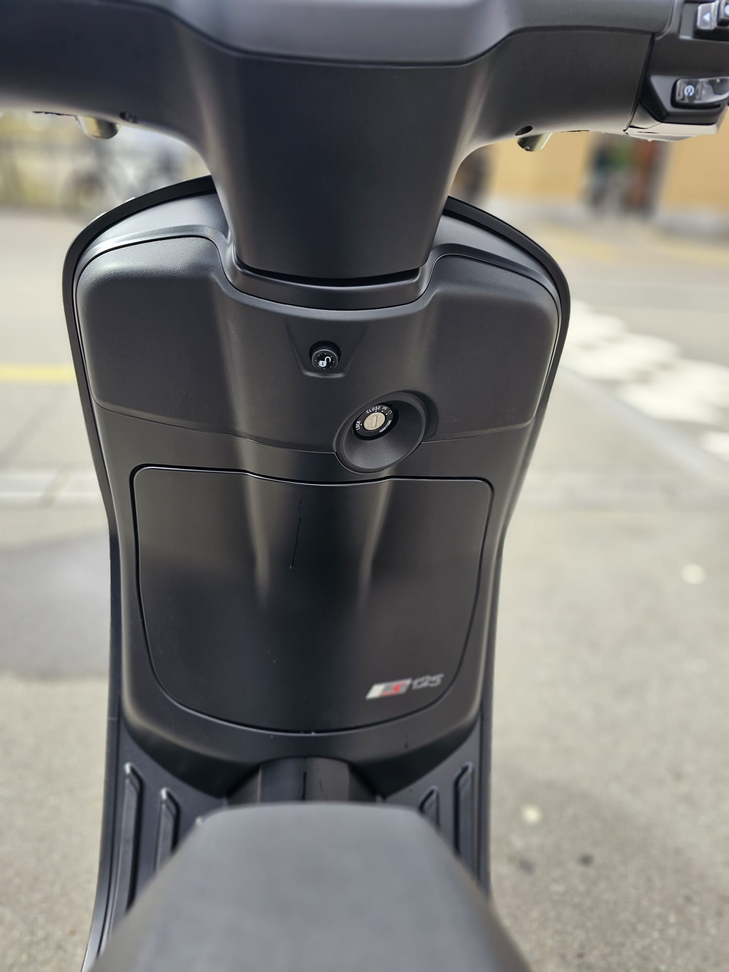 PIAGGIO Vespa 125 Sprint Sport-image-11