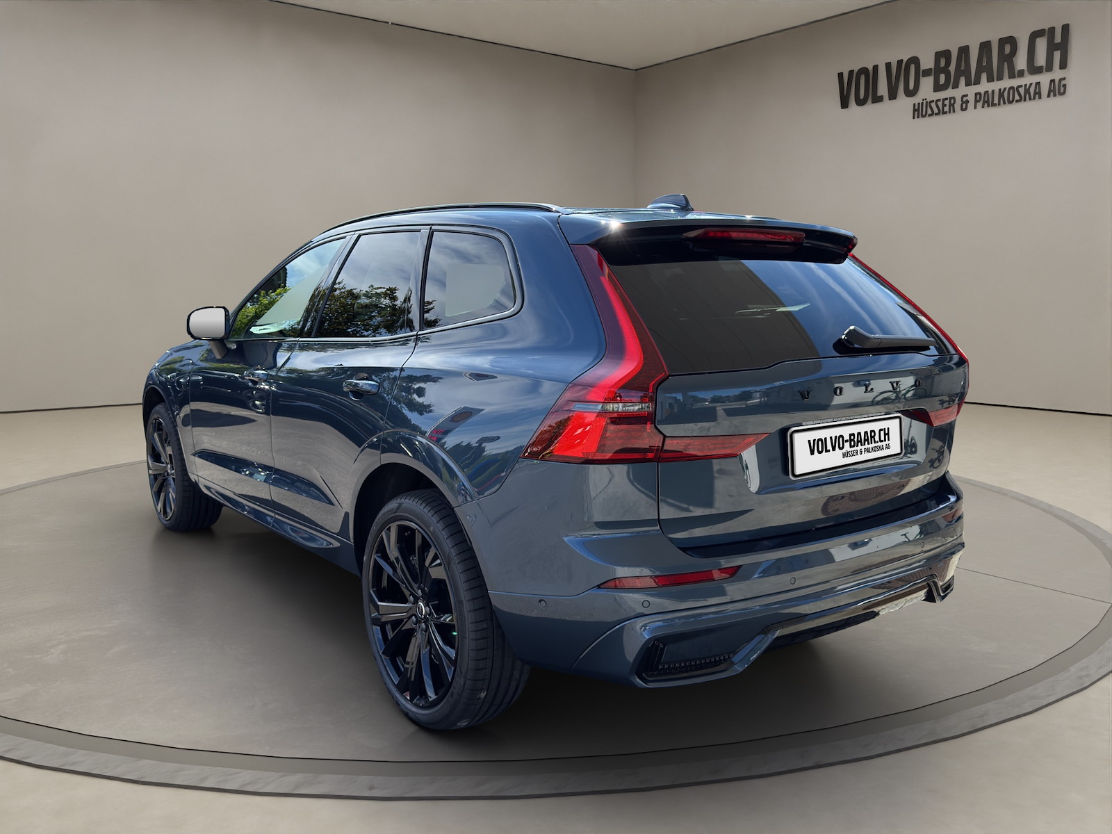 VOLVO XC60 2.0 T6 TE Black Edition eAWD-showroom-element-2