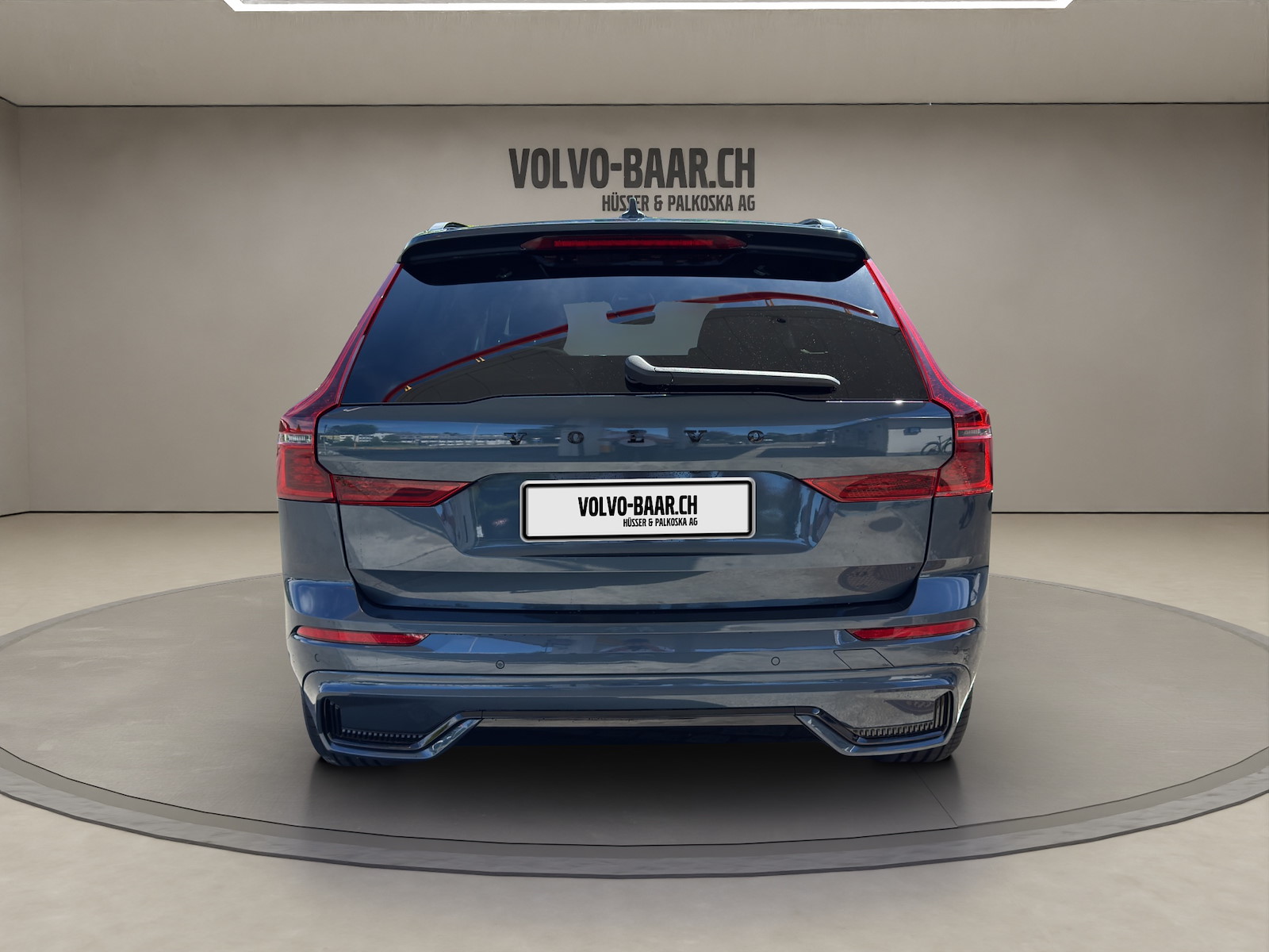 VOLVO XC60 2.0 T6 TE Black Edition eAWD-showroom-element-3