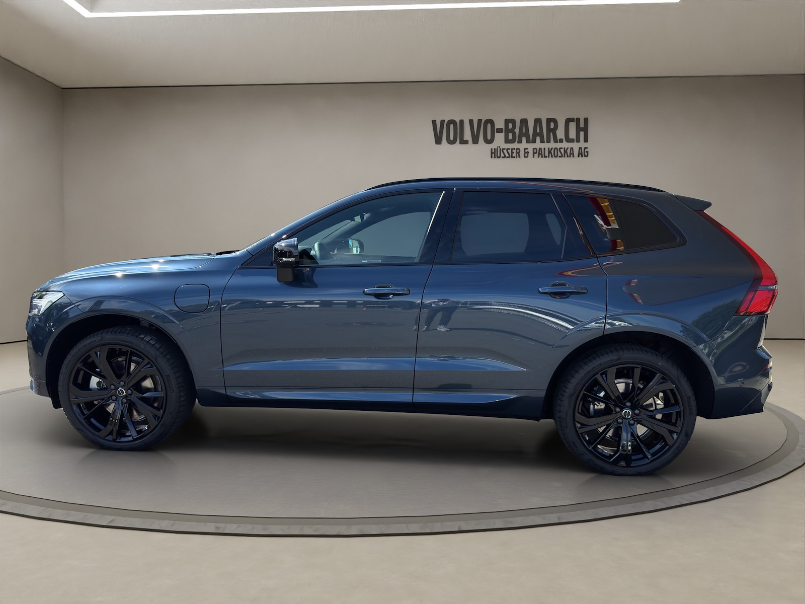 VOLVO XC60 2.0 T6 TE Black Edition eAWD-showroom-element-1