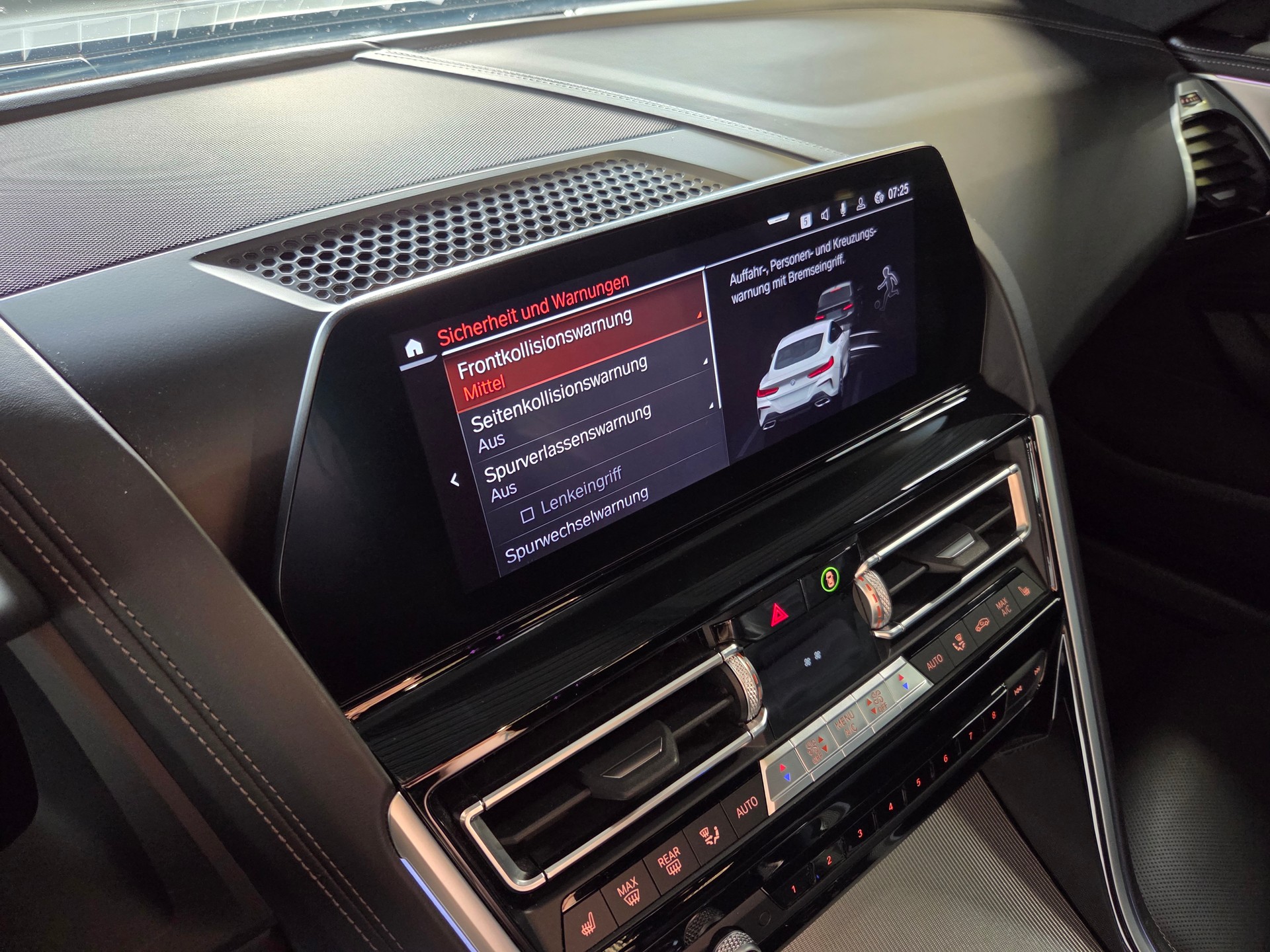 BMW 840d xDrive Coupé-image-14