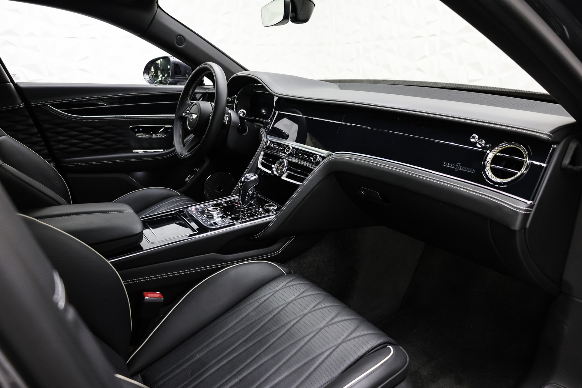 BENTLEY Flying Spur 4.0 V8 First Edition-image-21