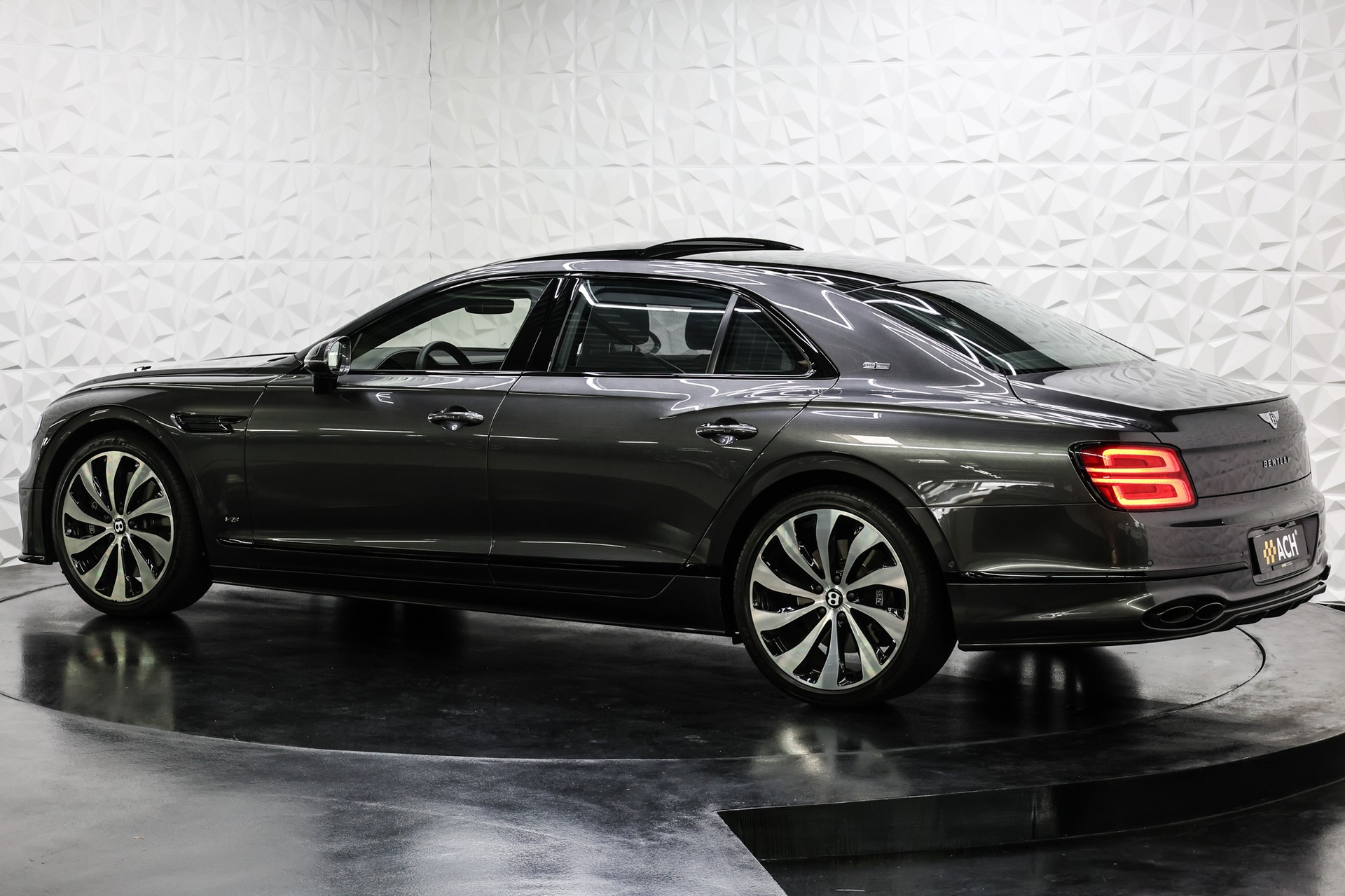 BENTLEY Flying Spur 4.0 V8 First Edition-image-6