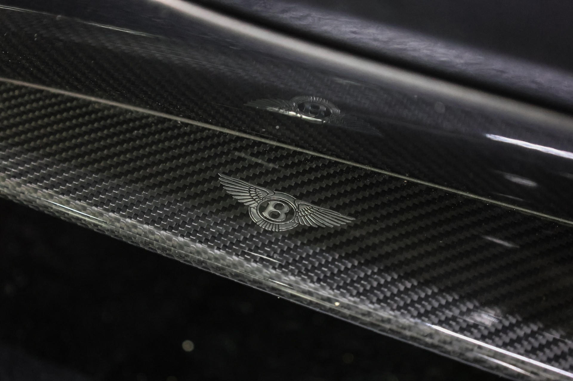 BENTLEY Flying Spur 4.0 V8 First Edition-image-31
