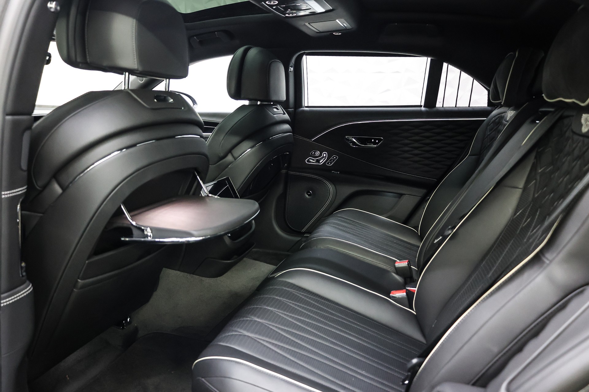 BENTLEY Flying Spur 4.0 V8 First Edition-image-23