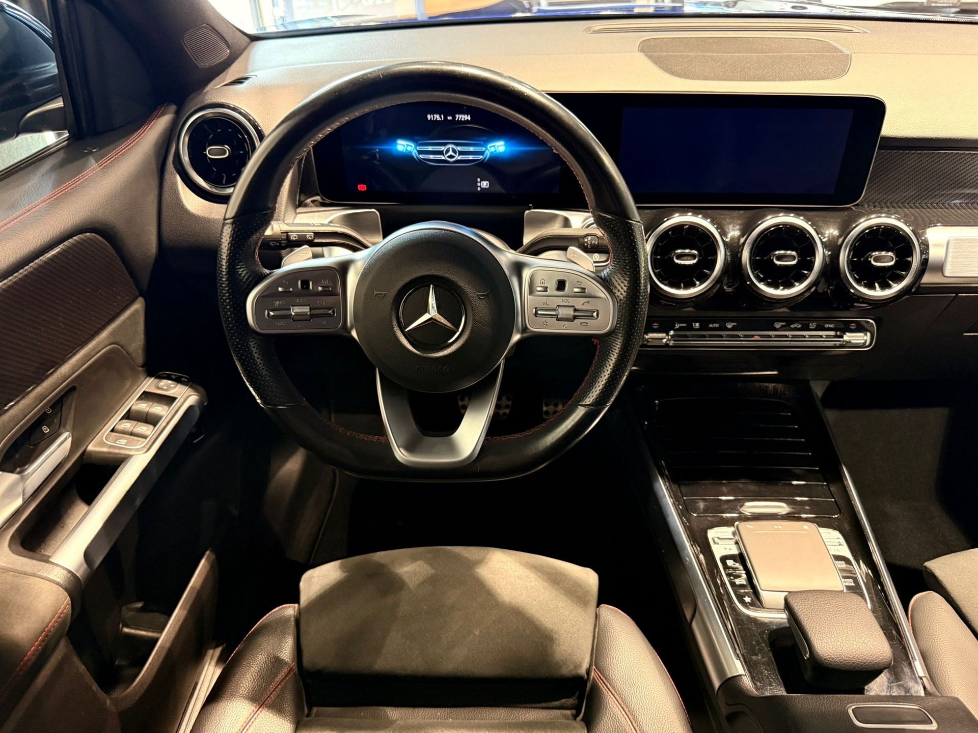 MERCEDES-BENZ GLB 220 d 4Matic AMG Line 8G-Tronic-image-8