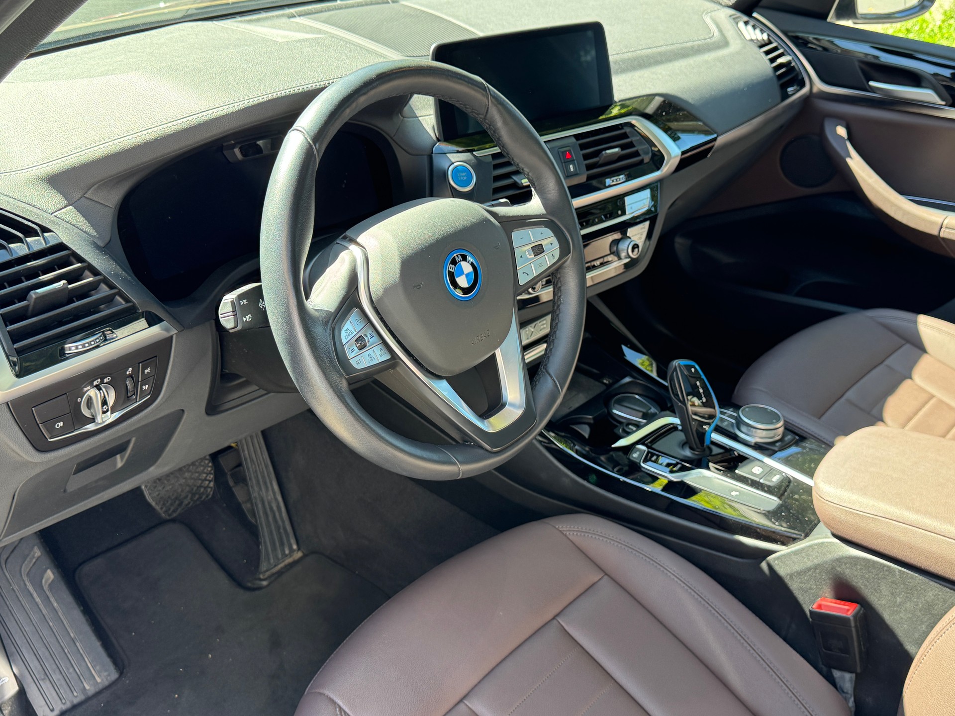 BMW iX3 Impressive-image-7