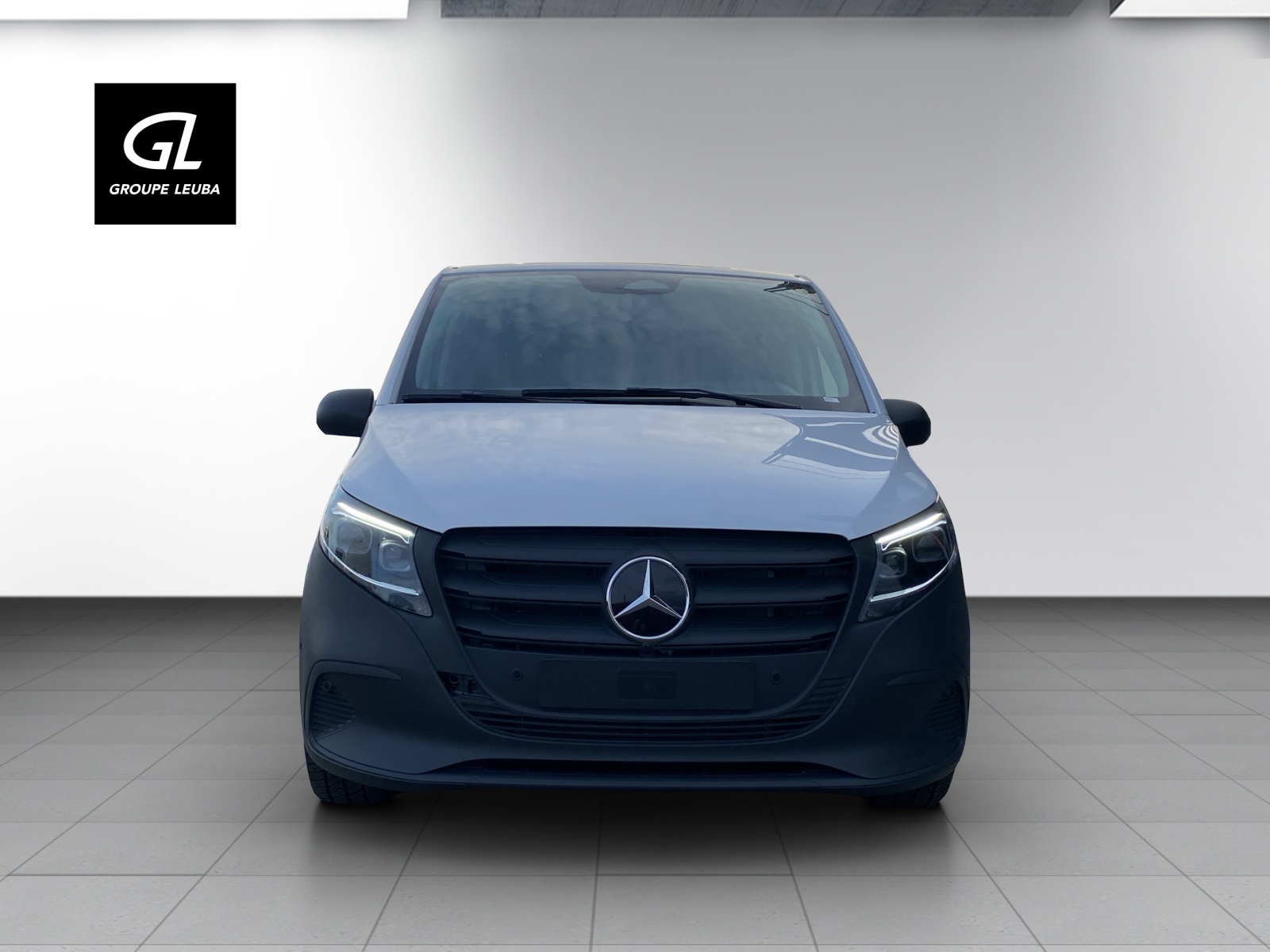 MERCEDES-BENZ eVito 129 Lang Worker-showroom-element-1