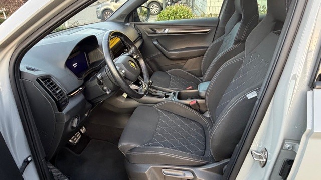 SKODA Karoq 1.5 TSI ACT SportLine DSG-image-6