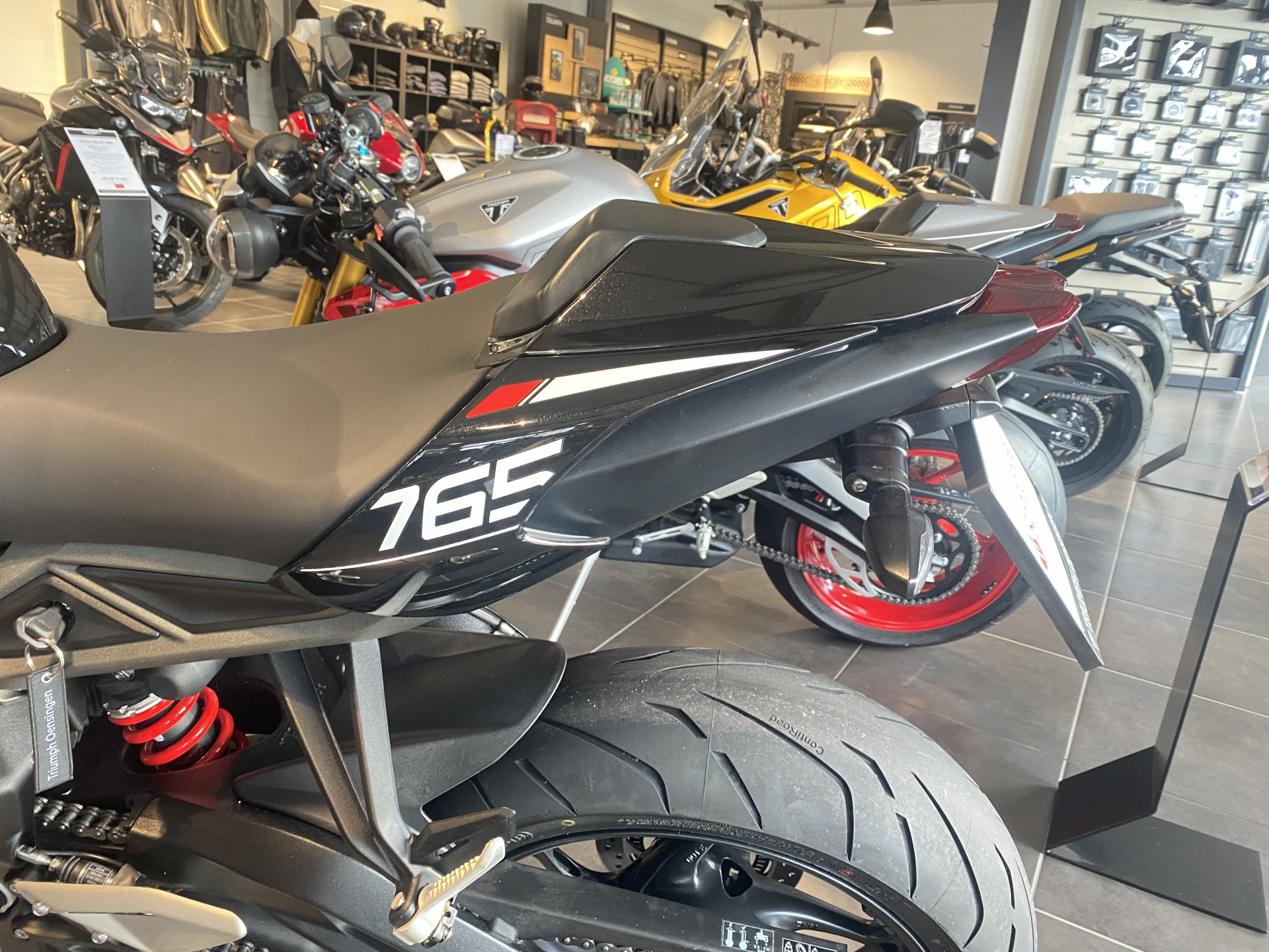 TRIUMPH Street Triple 765 R A2 (1.9 % Power Leasing - Gültig bis 31.06.2026)-image-7