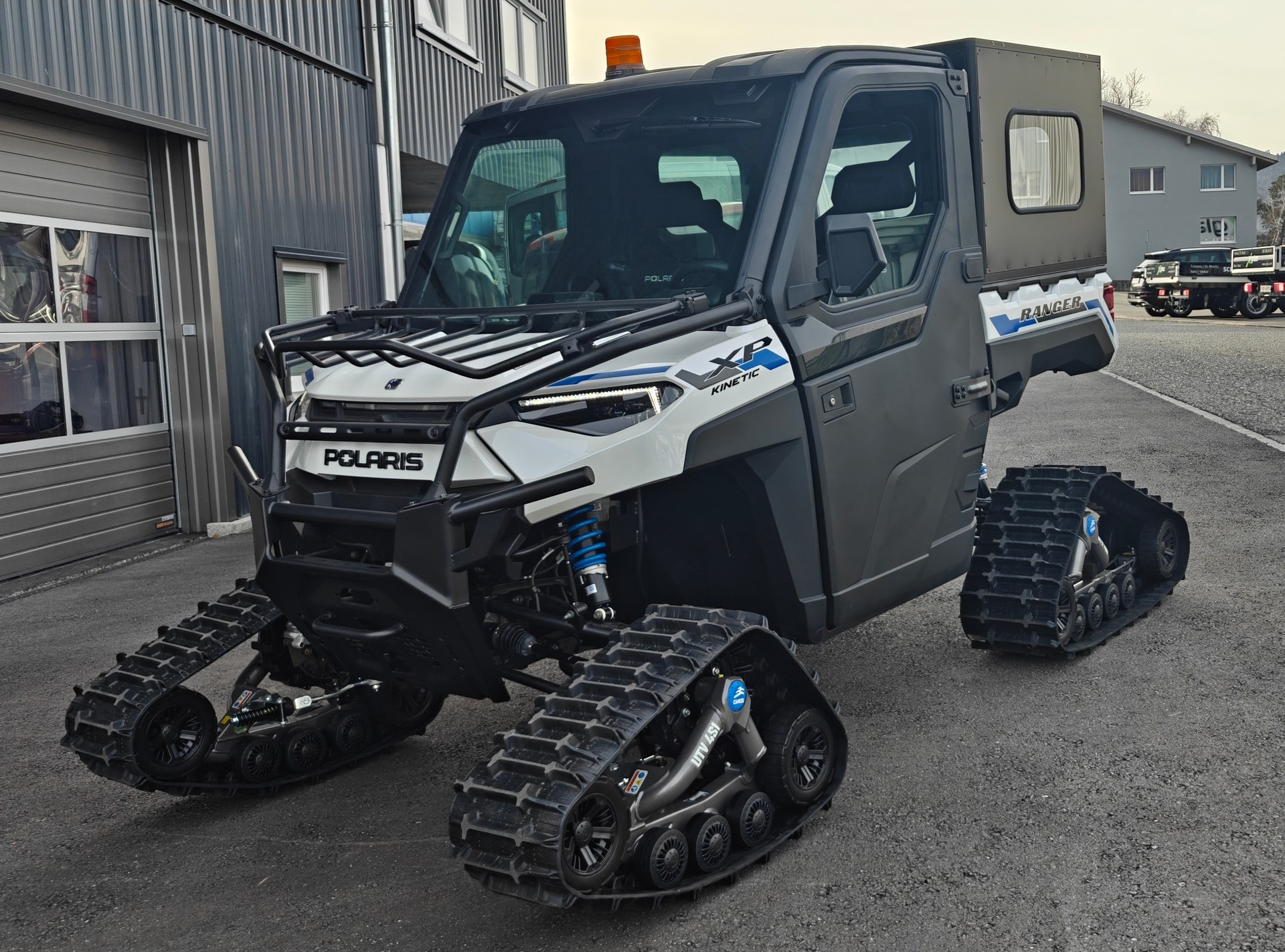 POLARIS Elektro mit 2×Lithium Batterie ( 29,8 kW/h )-image-14