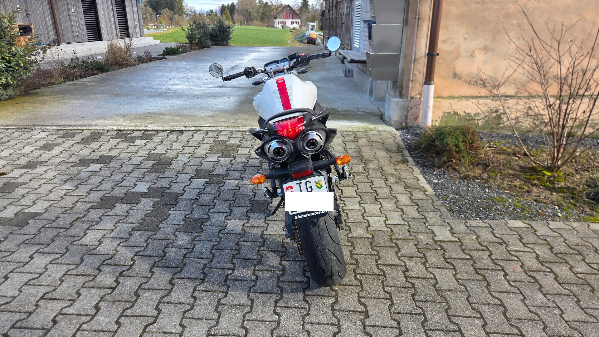 YAMAHA FZ6 N S2 ABS-image-2