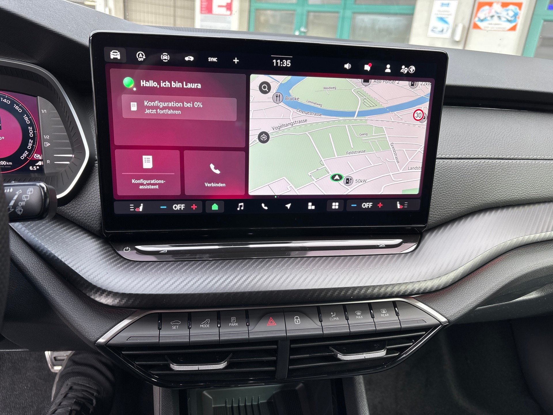 SKODA Octavia Combi 2.0 TSI DSG Dynamic 4x4-image-12