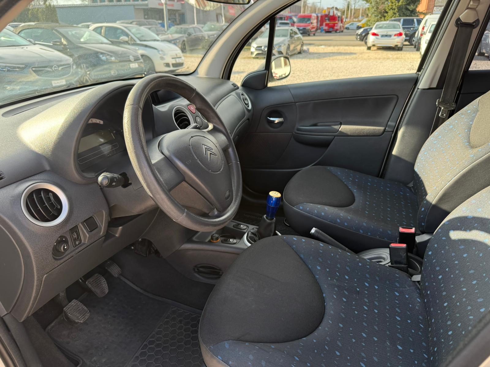 CITROEN C3 1.4i Edition-image-8