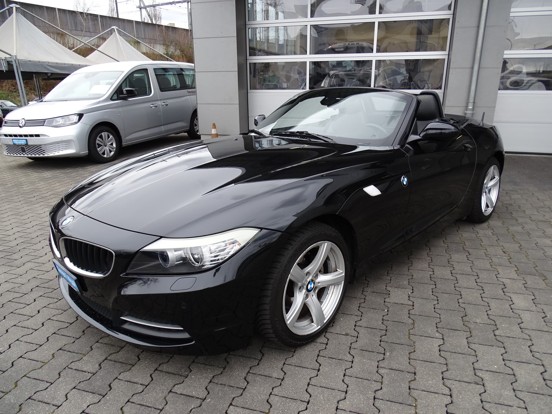 BMW Z4 sDrive20i Steptronic-image-23