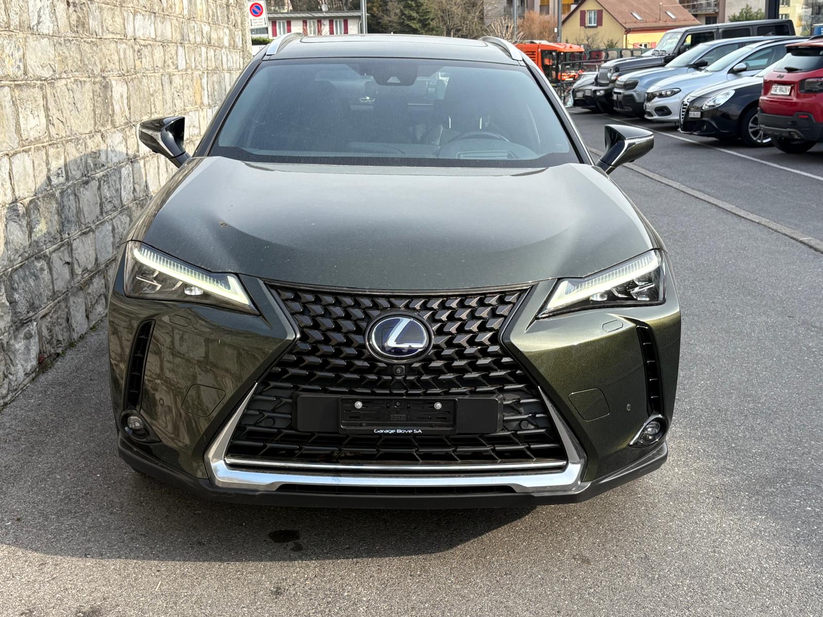 LEXUS UX 250h Comfort AWD Automatic-showroom-element-2