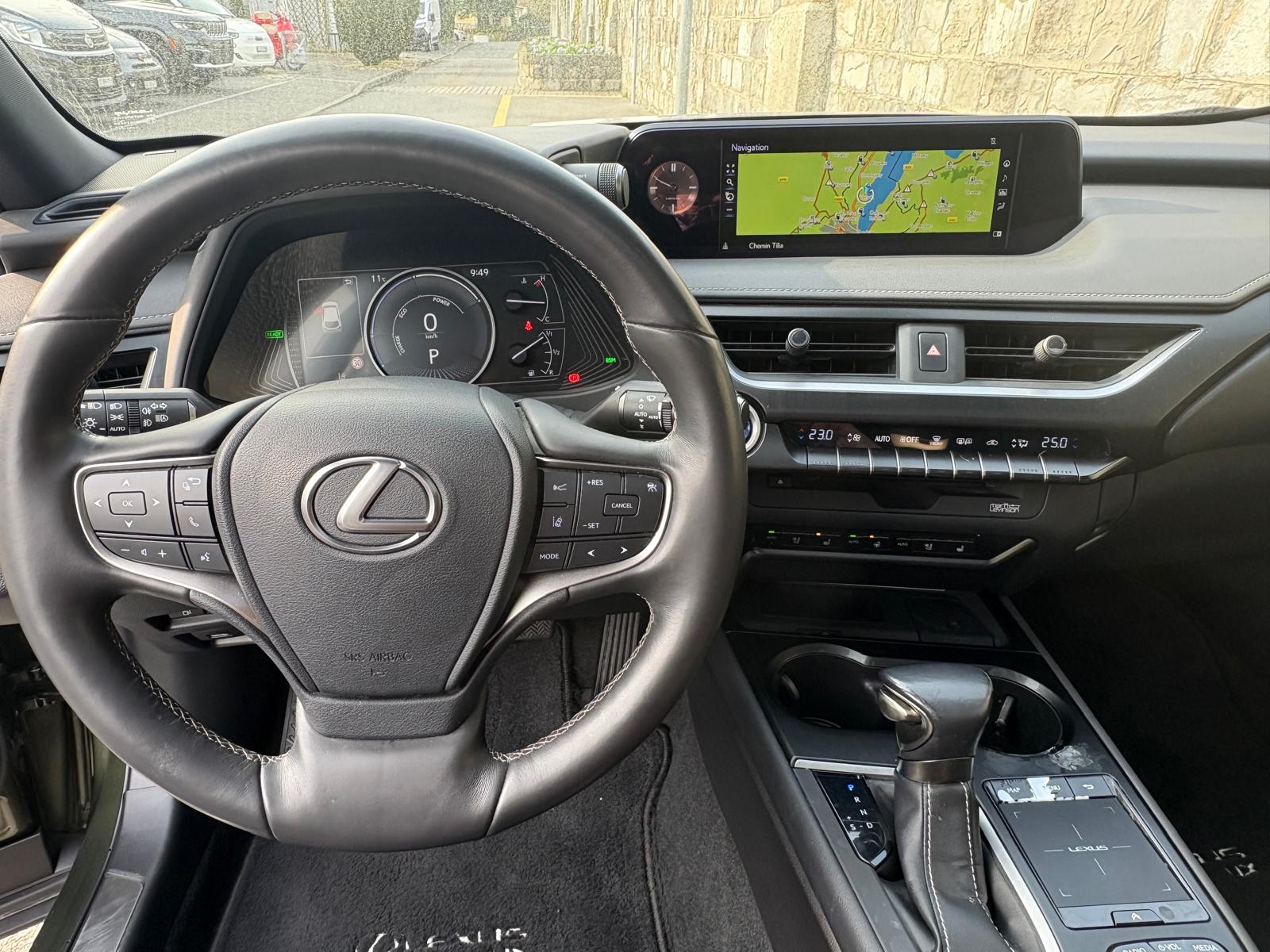 LEXUS UX 250h Comfort AWD Automatic-image-7