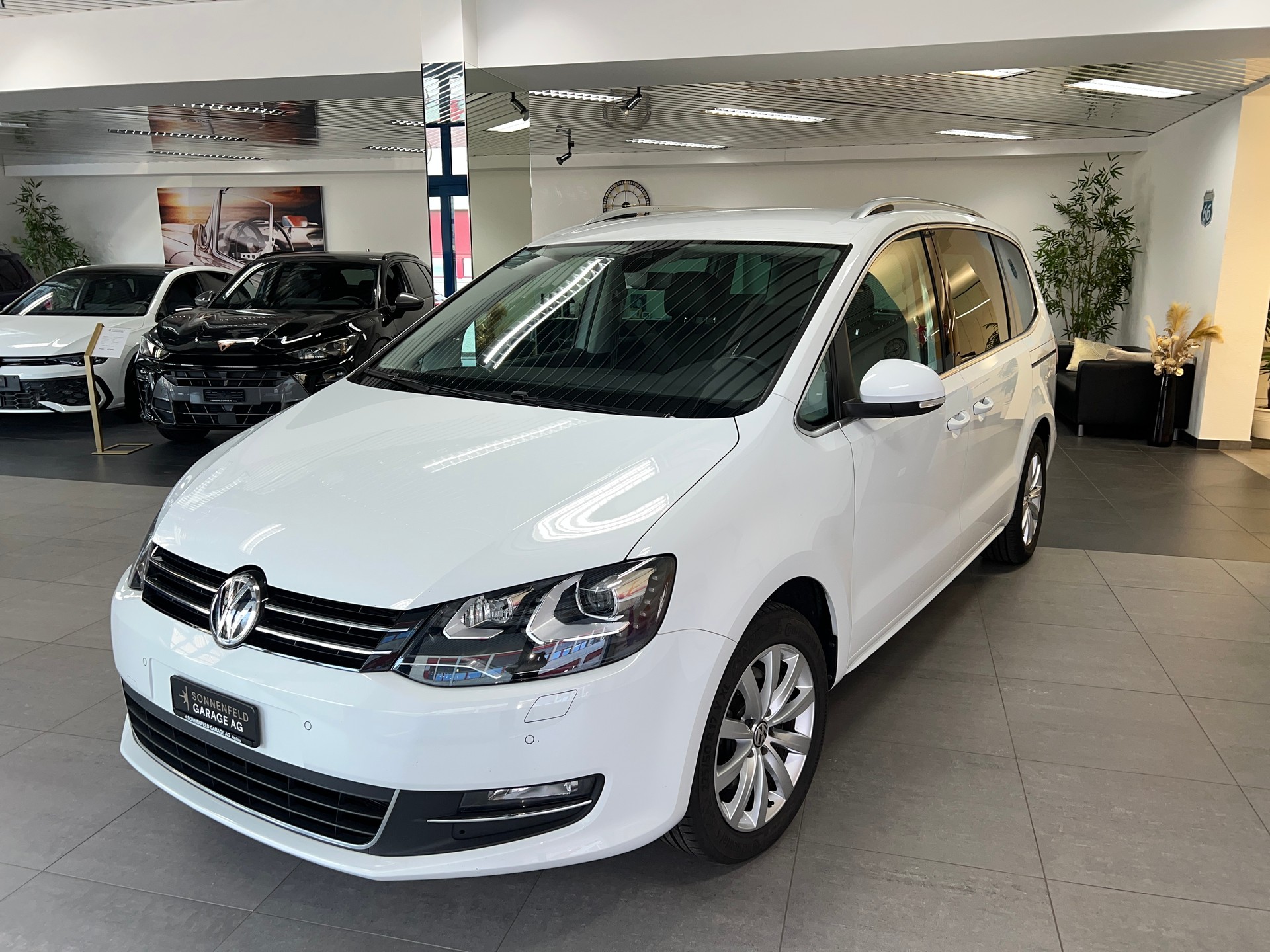 VW Sharan 2.0 TDI BMT Highline 4Motion DSG-showroom-element-1