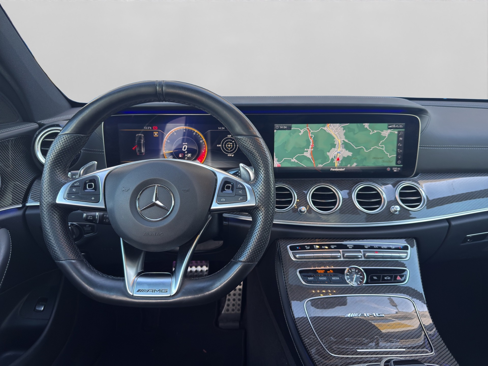 MERCEDES-BENZ E 63 AMG S 4Matic Speedshift MCT-image-6