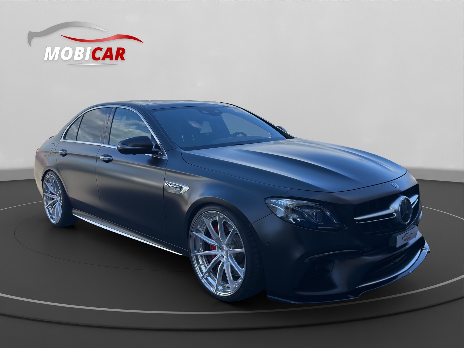 MERCEDES-BENZ E 63 AMG S 4Matic Speedshift MCT-showroom-element-3