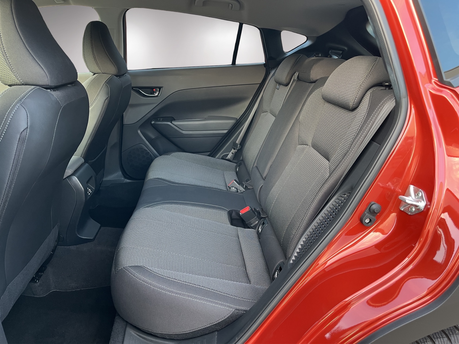 SUBARU Crosstrek 2.0i e-Boxer Luxury-image-14