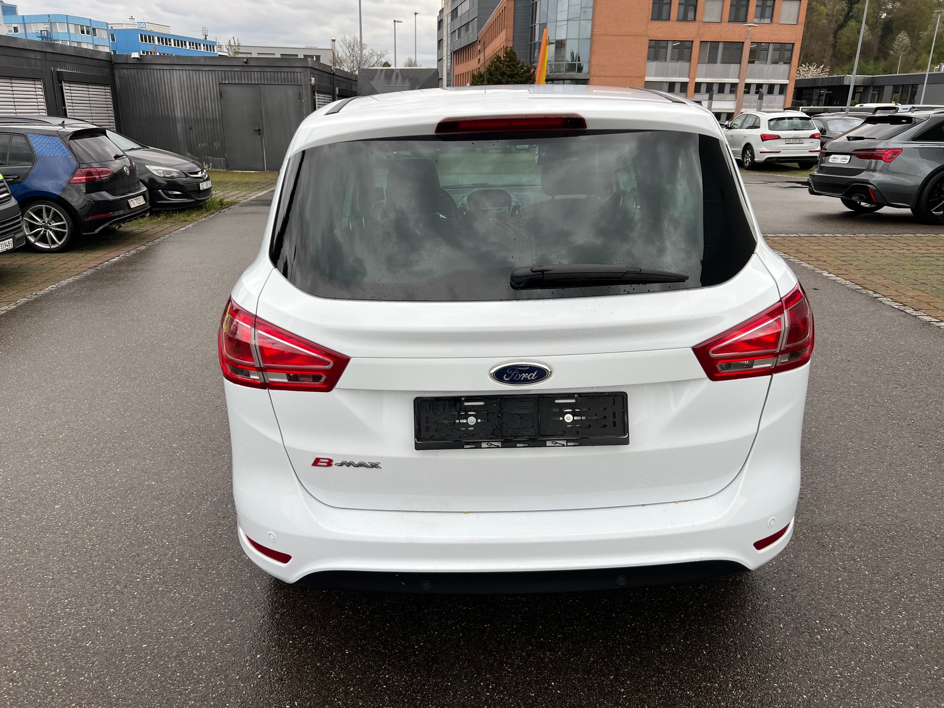 FORD B-Max 1.6 Ti-VCT Titanium PowerShift-image-3
