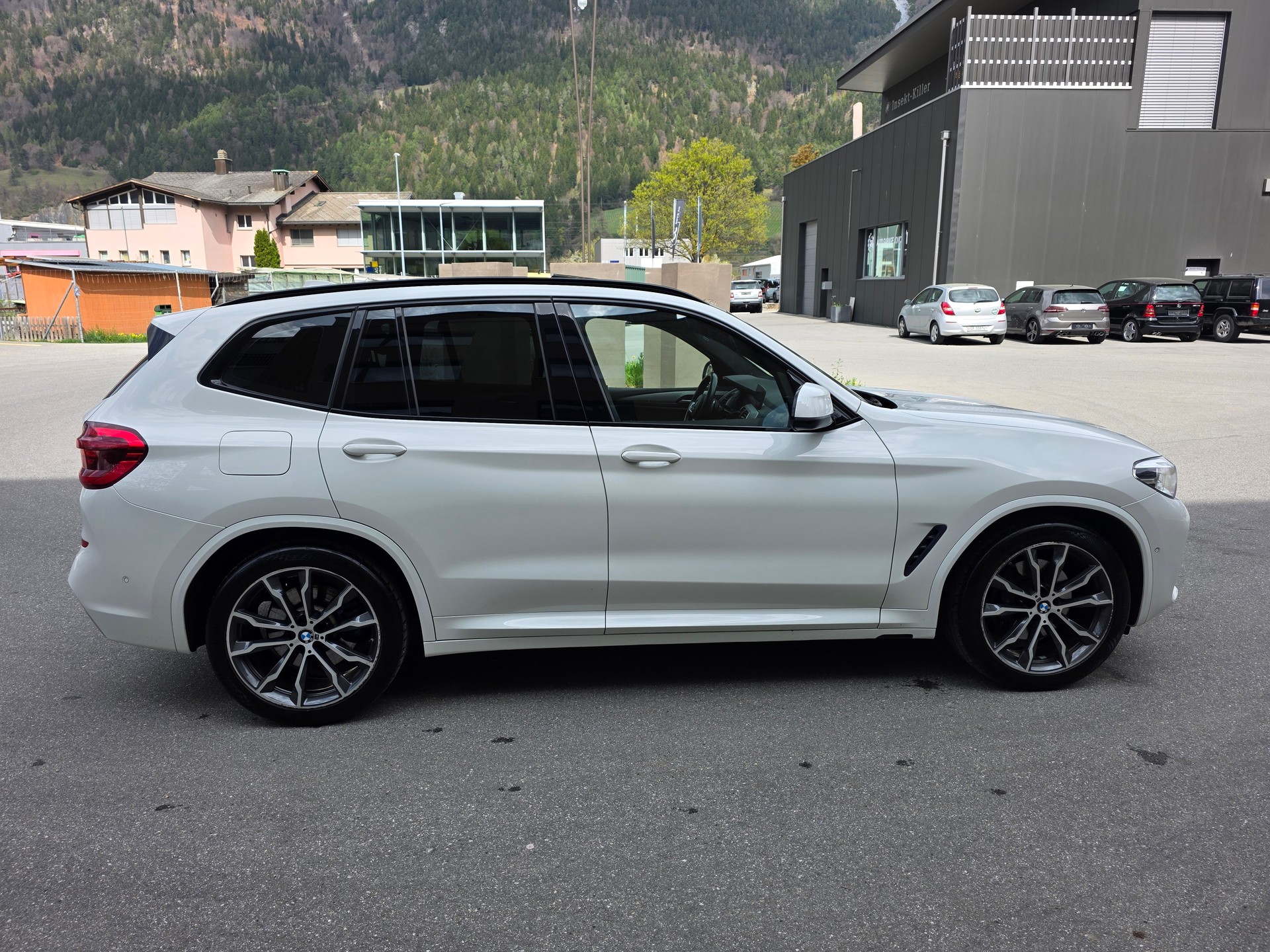 BMW X3 xDrive 30d Individual M Sport Steptronic-image-5