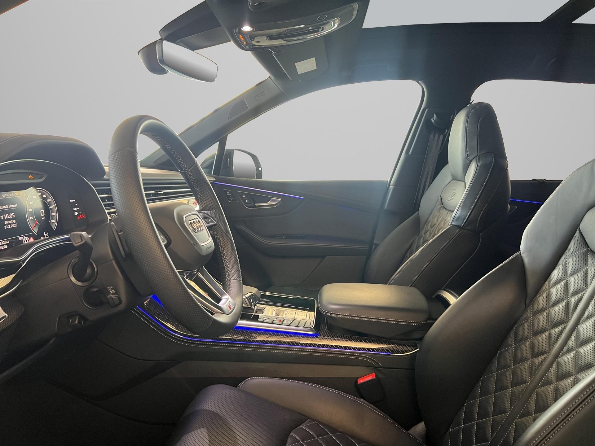 AUDI SQ7 4.0 V8 TFSI quattro T-Tronic-image-10